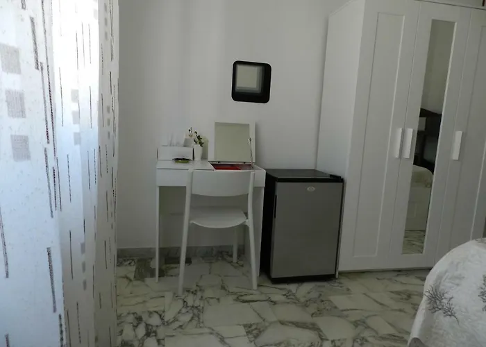 לינה וארוחת בוקר Anter